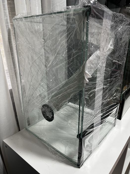 Terrario em vidro novo