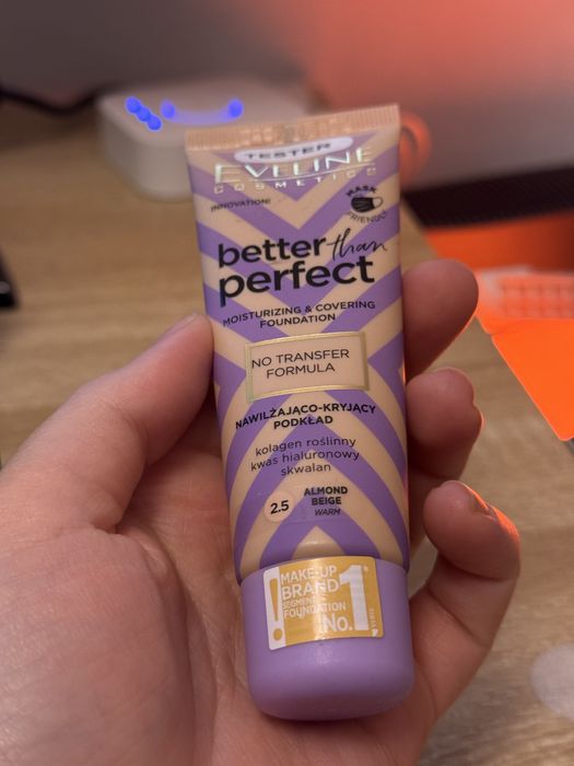 Eveline podkład fluid Better than Perfect Almond Beige 2.5 Warm
