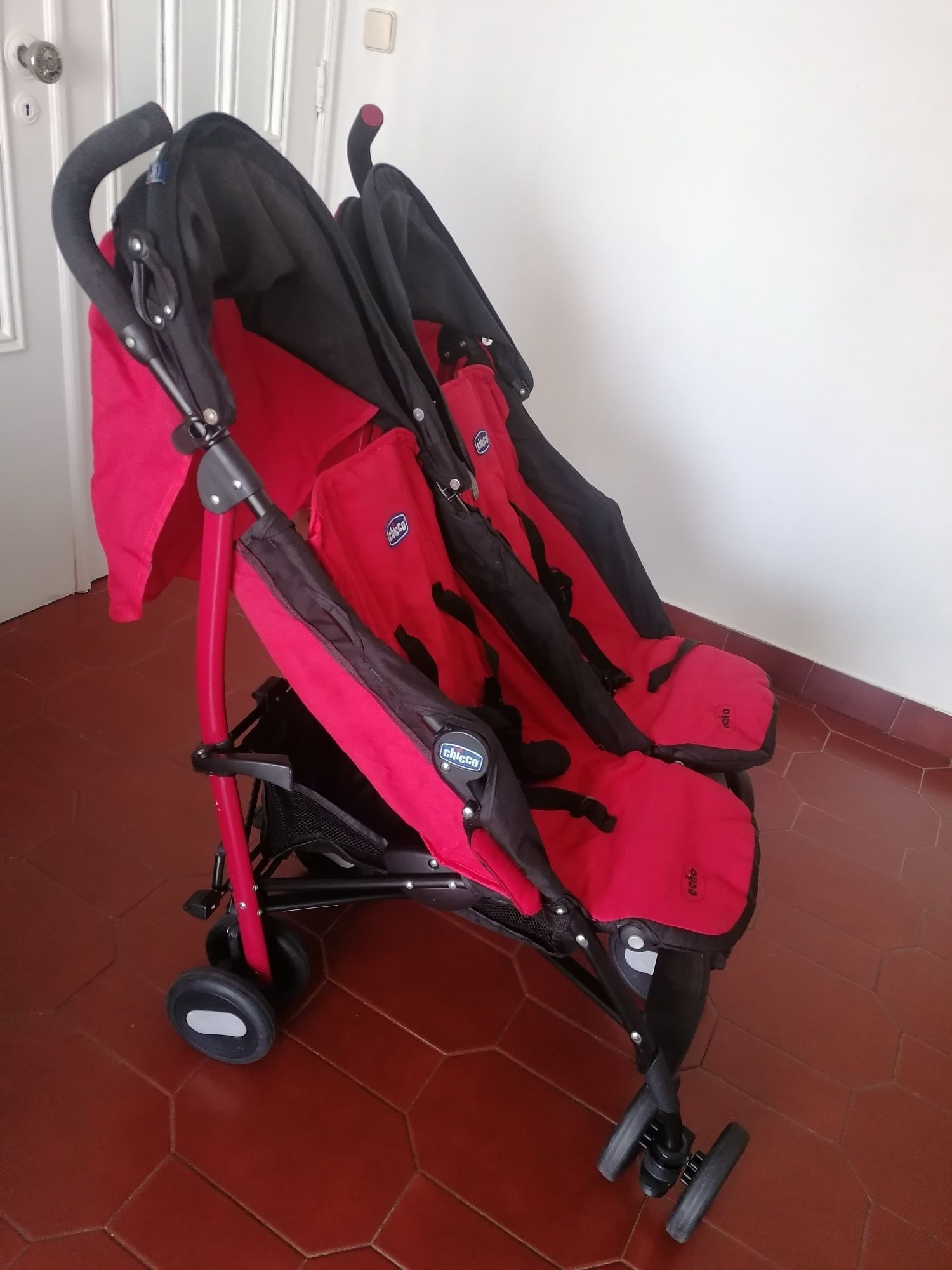 Carrinho  passeio- gémeos(Chico) -