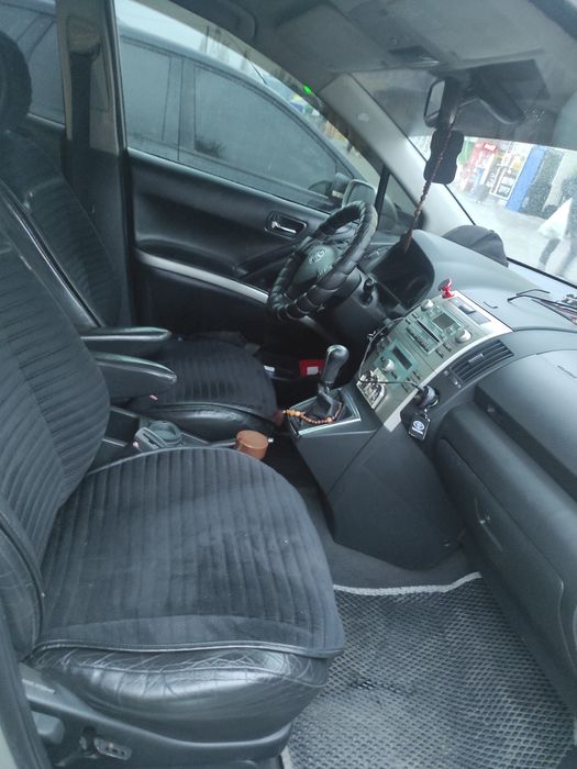 Продам Toyota Corolla Verso 2005 , 2.0 D