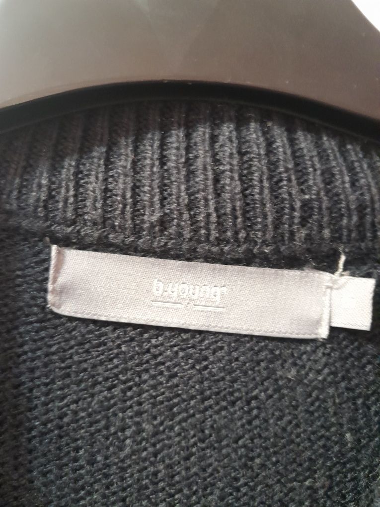 Świąteczny zimowy sweter z motywem renifera święta