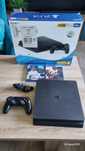 PlayStation 4 Slim 500GB +2 gry