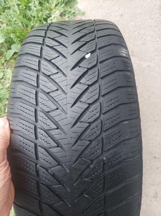 Продам Шини 225 45 17