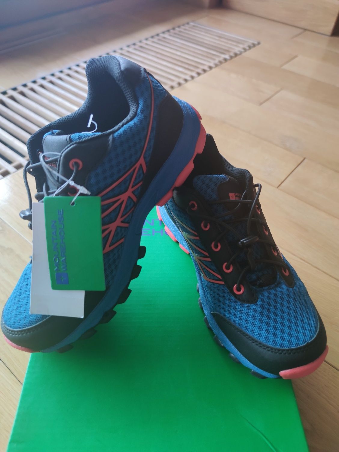 Nowe buty jesień chłopiec sztywna pięta Mountain Warehouse r. 35