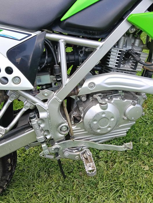 Kawasaki KLX 125 super stan zarejestrowany okazja