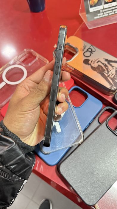 15 PRO MAX 256GB - Leia descrição