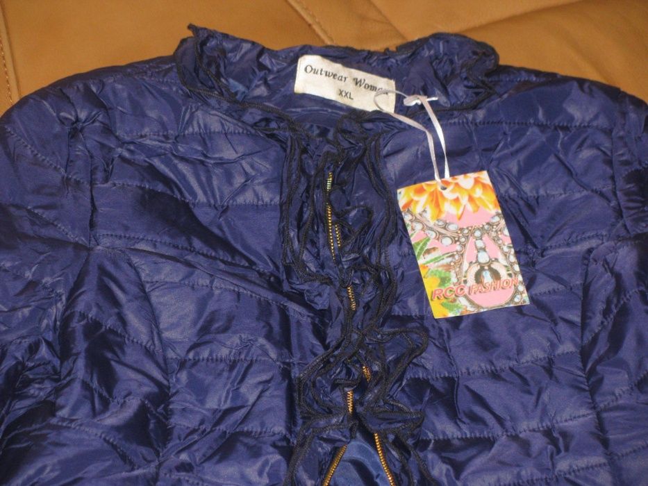 Outwear Woman - nowa lekka z falbankami kobieca 40/42!!!