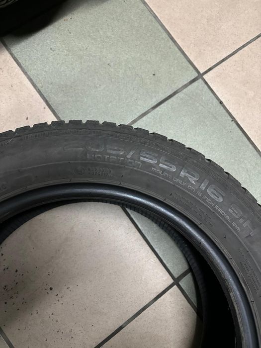 Opony zimowe Nokian WR d4 205/55/16 2016 rok
