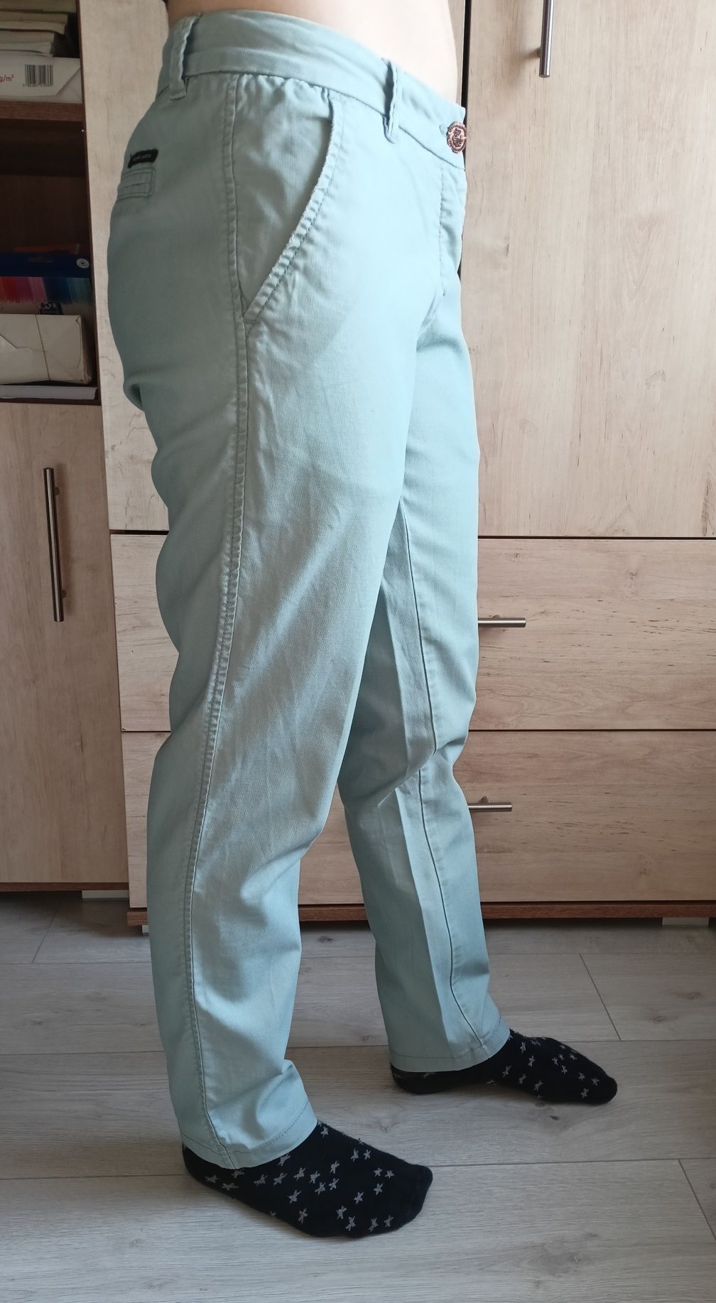 Maison Scotch, eleganckie spodnie, roz. W26 L32, stan bardzo dobry