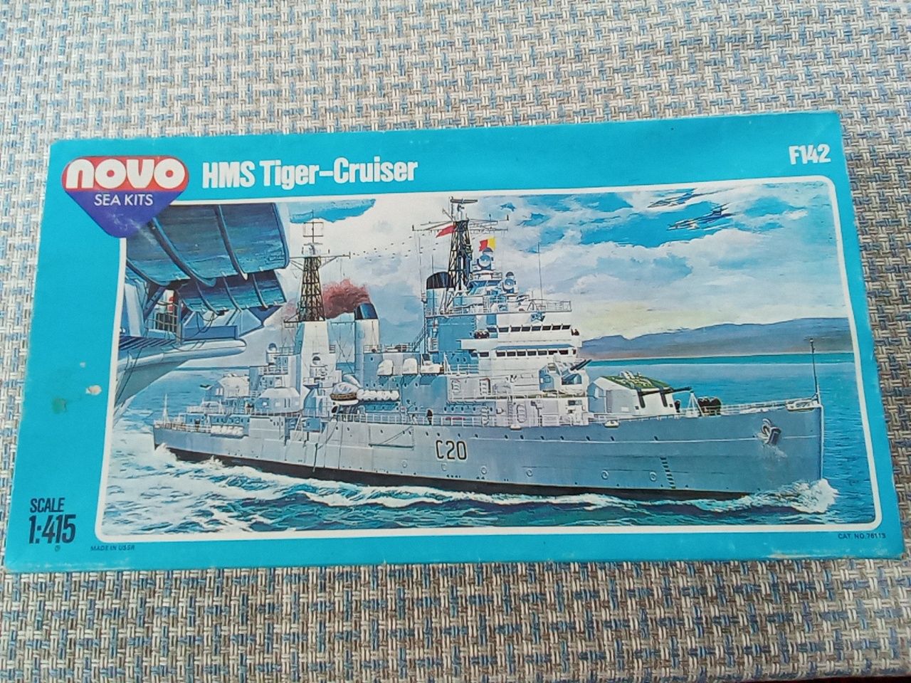 Збірна модель корабля NOVO HMS Tiger-Cruiser