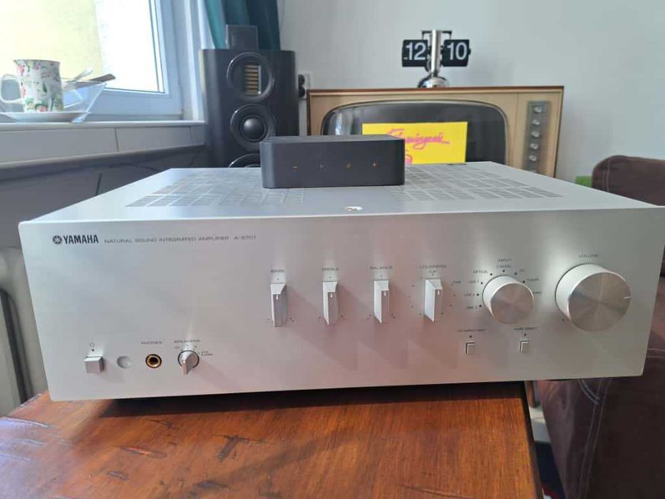 Wzmacniacz zintegrowany Yamaha A-S701 srebrny