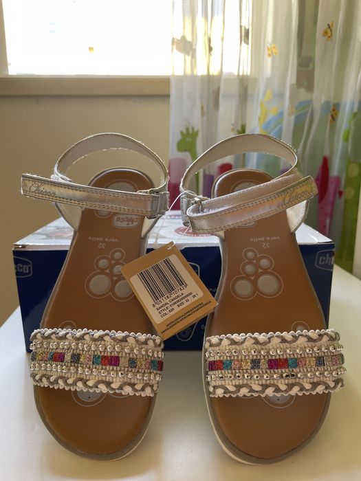 Sandalias chicco 32 novas