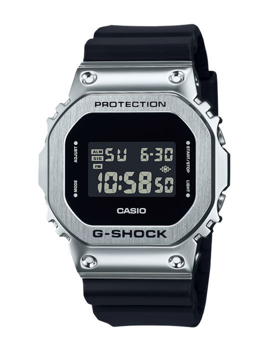 Часы Casio GM-5600U-1E ! Оригинал! Фирменная гарантия 2 года!
