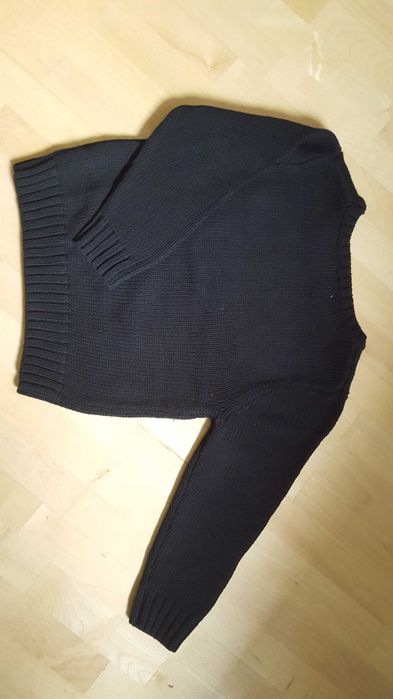 Sweterek czarny r 98/104 HM Nowy