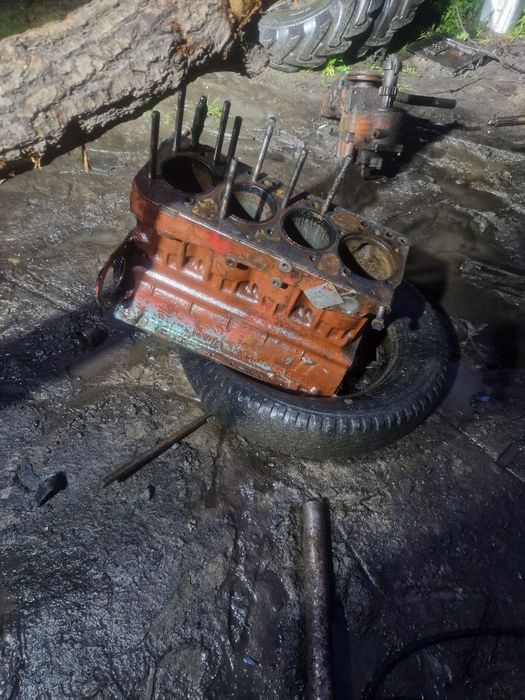 Блок циліндрів д 240