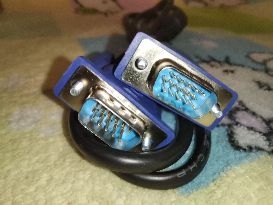 Кабель VGA-VGA 1,8м с ферритовыми кольцами для компьютера проектора