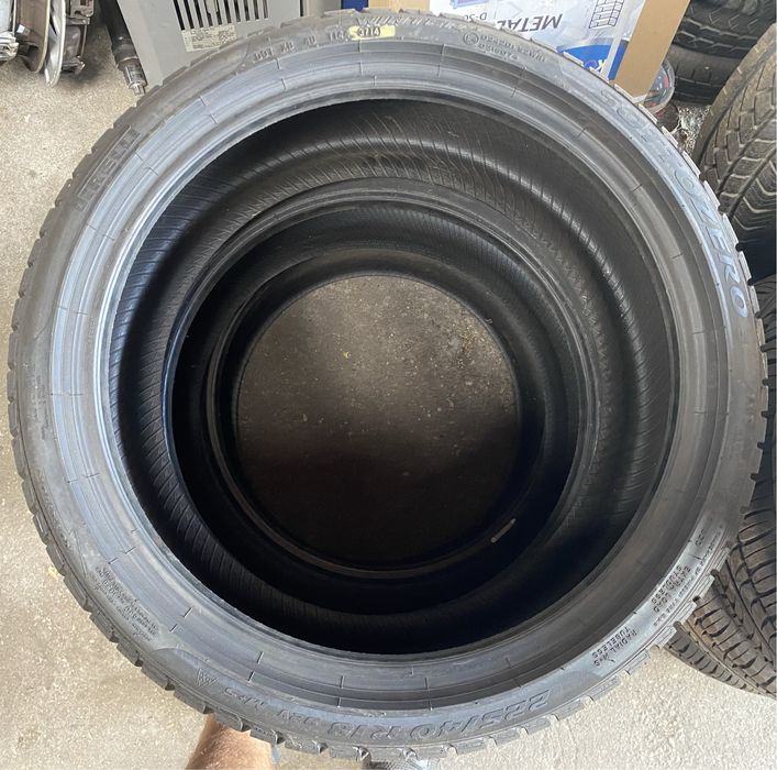 Opona zimowa Pirelli Sottozero 3 225/40 R18 1szt. 2014r. Nowa