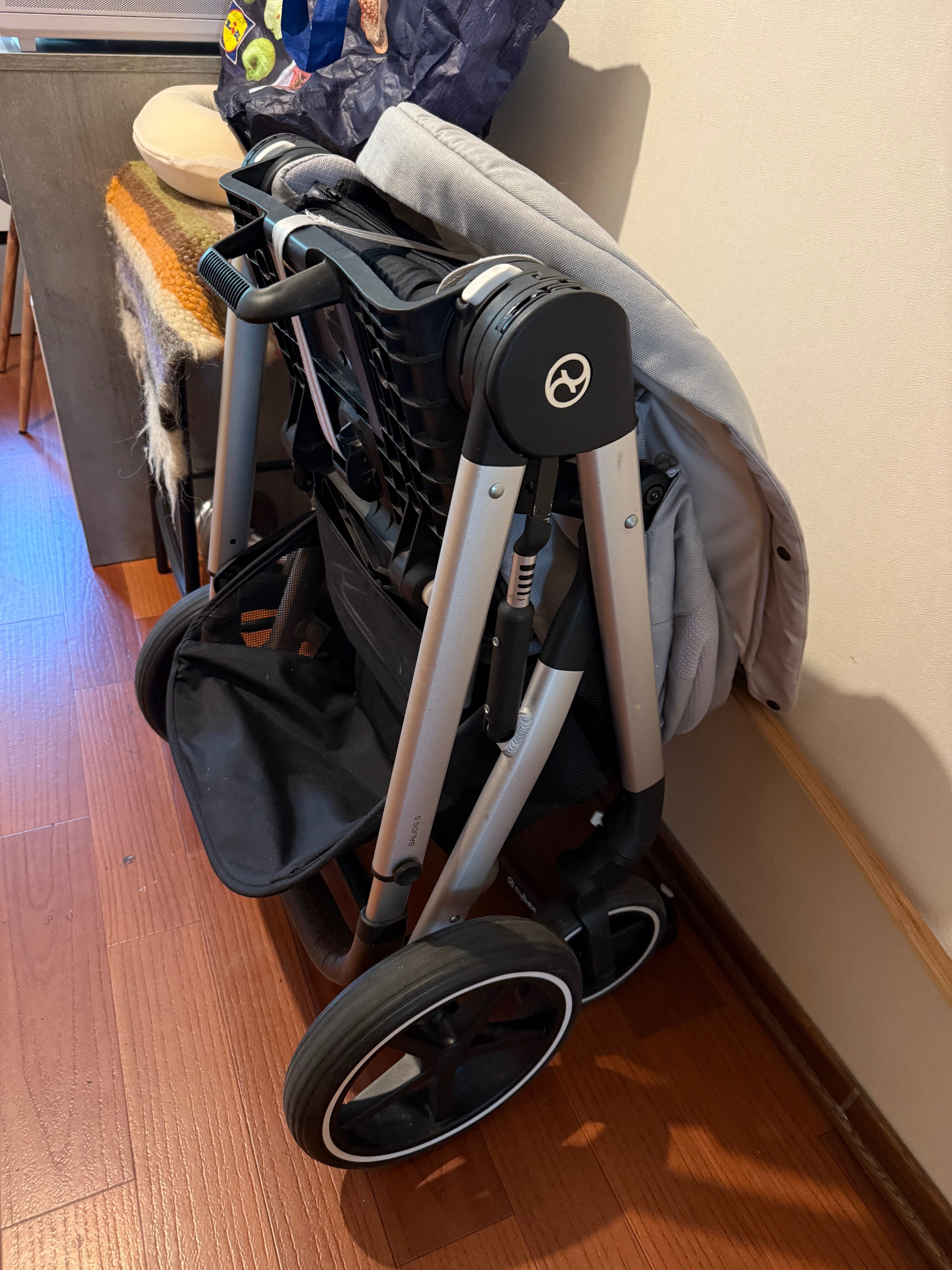 Коляска Cybex Baleos S gold серая 2в1 в ок состоянии