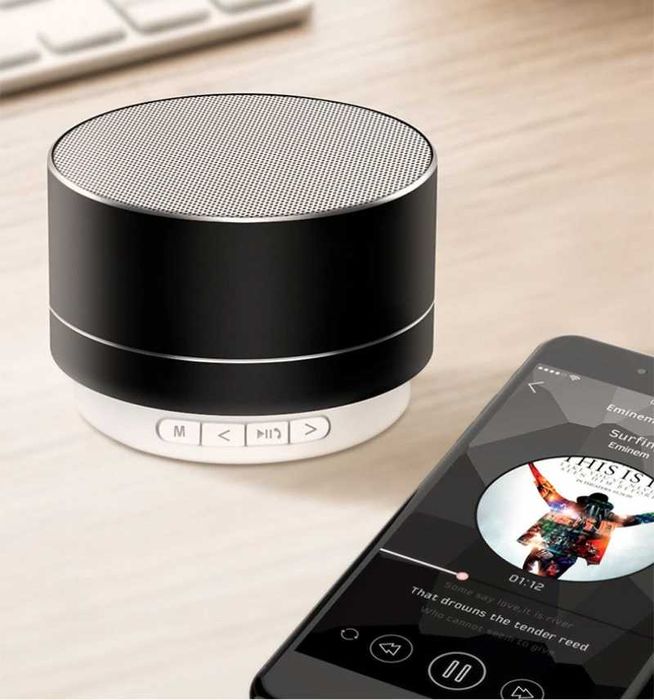 Портативная Bluetooth колонка A10 с подсветкой