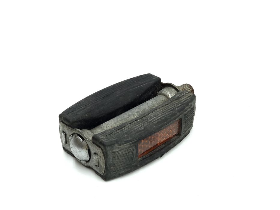 NOWY Prawy pedał ZZR Romet Wigry Czajka Sokół Flaming