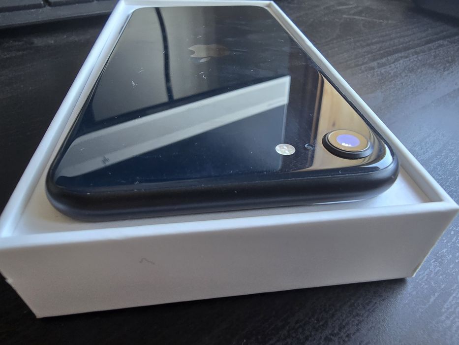 iPhone SE Midnight 64GB 2022