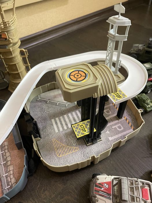 Військова база в зборі