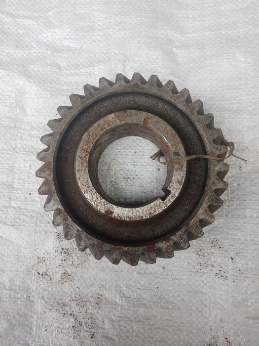 236-1701051 шестерня 3-й передачі вала промежуточного КПП ЯМЗ 33 зуб.