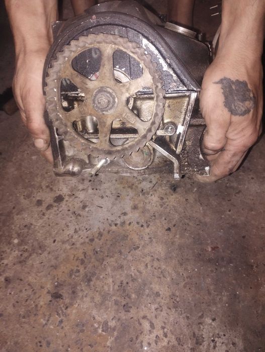 Головка блока цилиндров HONDA F22B5 2.2 16V