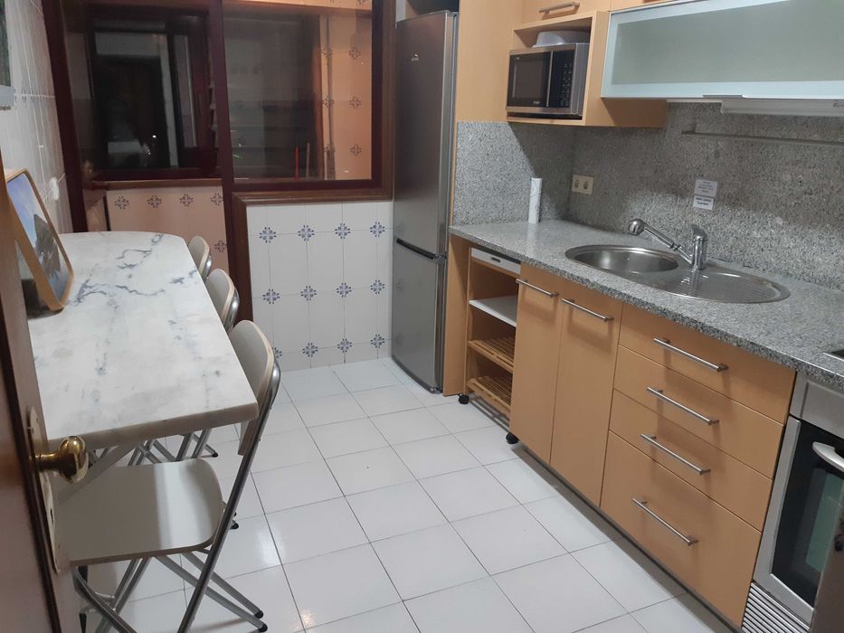 Aluga-se Quarto ao Metro Casa da Música