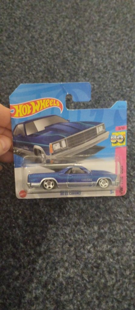 Nowe autko Hotwheels