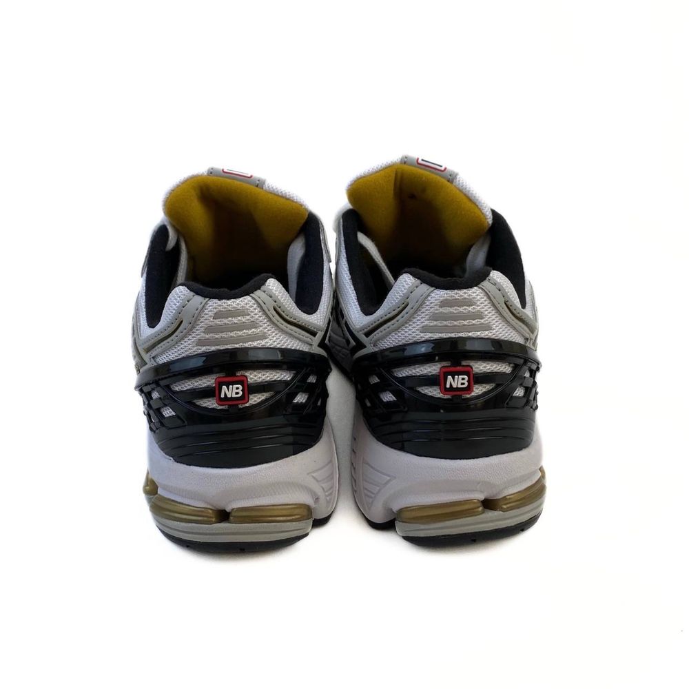 Крсовки New Balance 1906r