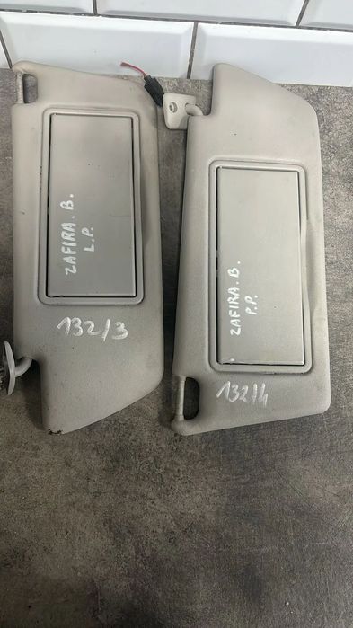 daszki przeciwsłoneczny lewy prawy  OPEL ZAFIRA B       (132/3)(132/4)