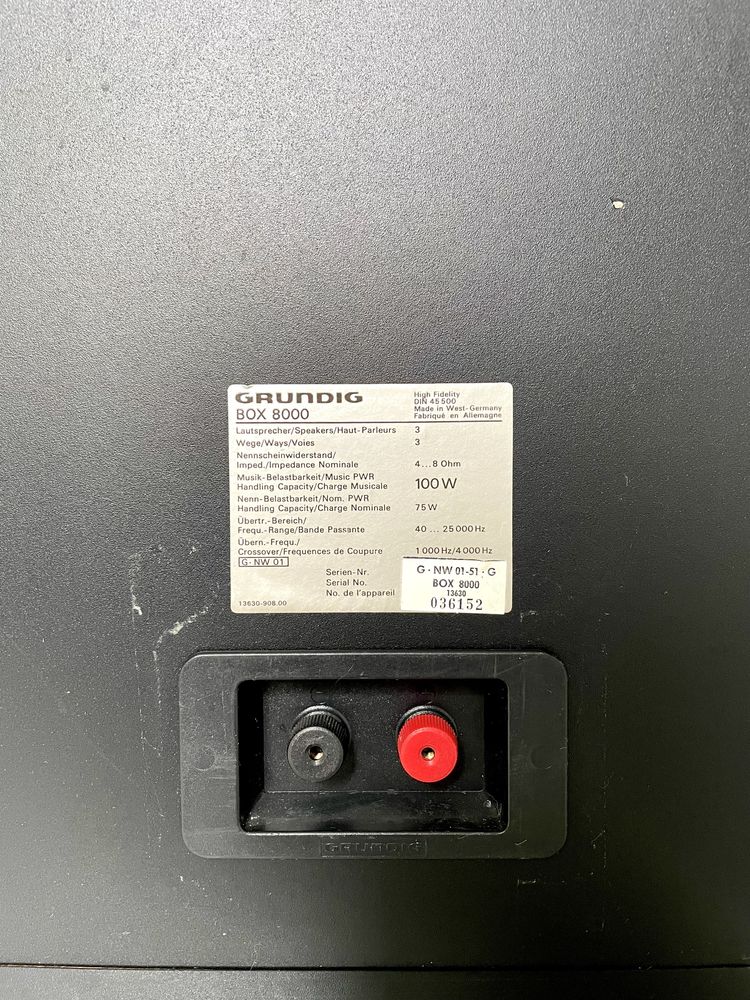 GRUNDIG BOX 8000 Kolumny/Głośniki 3-drożne 100W