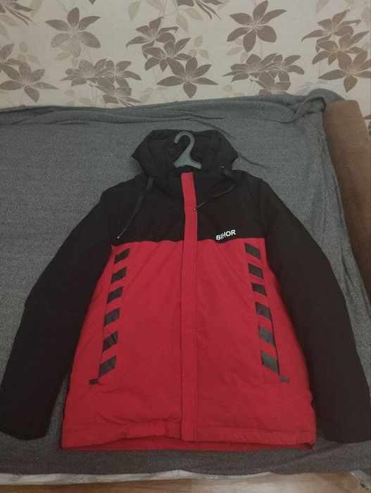 Продам куртка Bihor