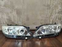Фара Toyota Rav4 3 поколение 2010-2012 год (Правая)