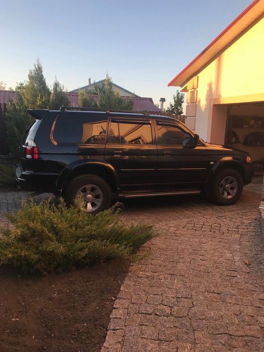 Продам авто Mitsubishi Pajero Sport