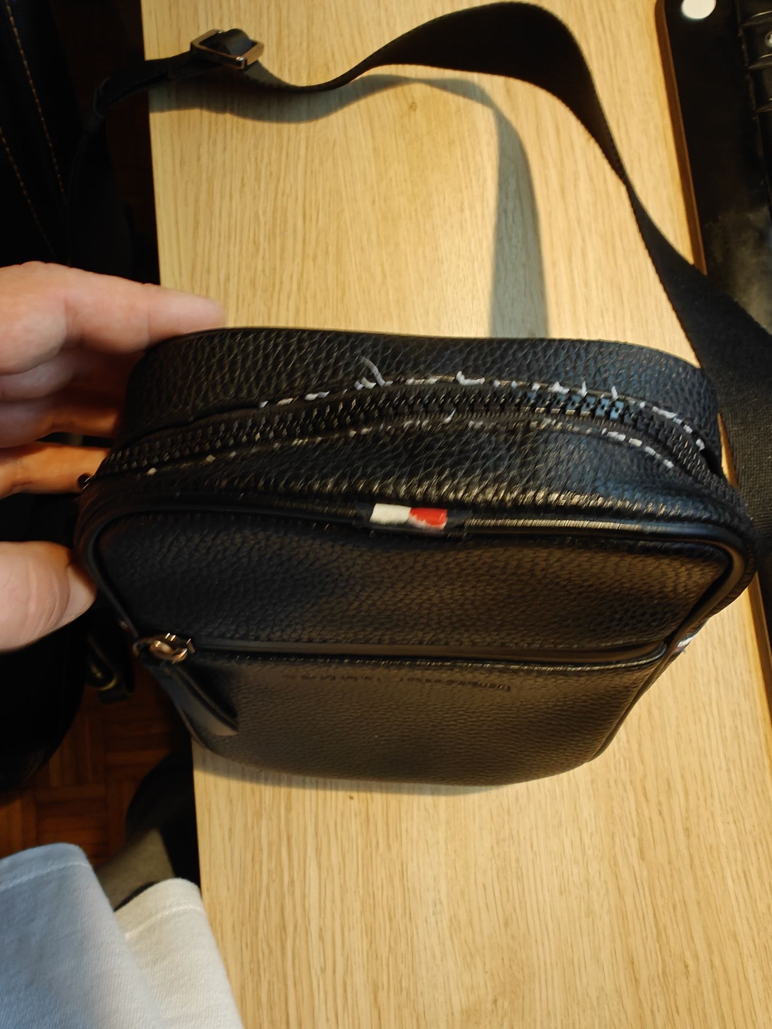 Tommy Hilfiger Torebka Listonoszka ! Stan dobry !