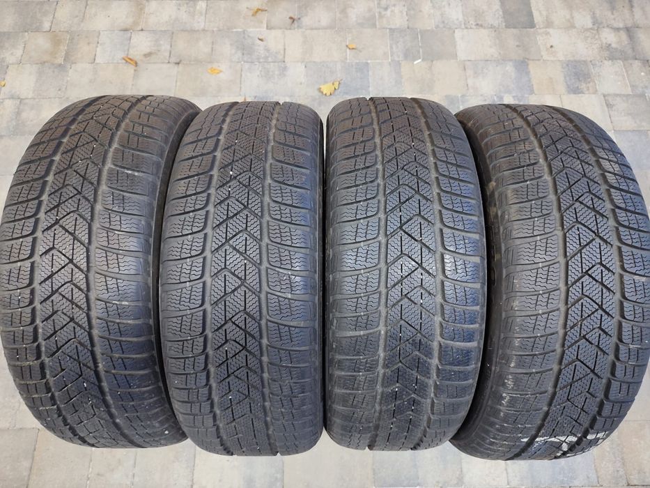 Opony zimowe Pirelli sottozero 3  rozmiar 225/45/18 komplet 4szt.