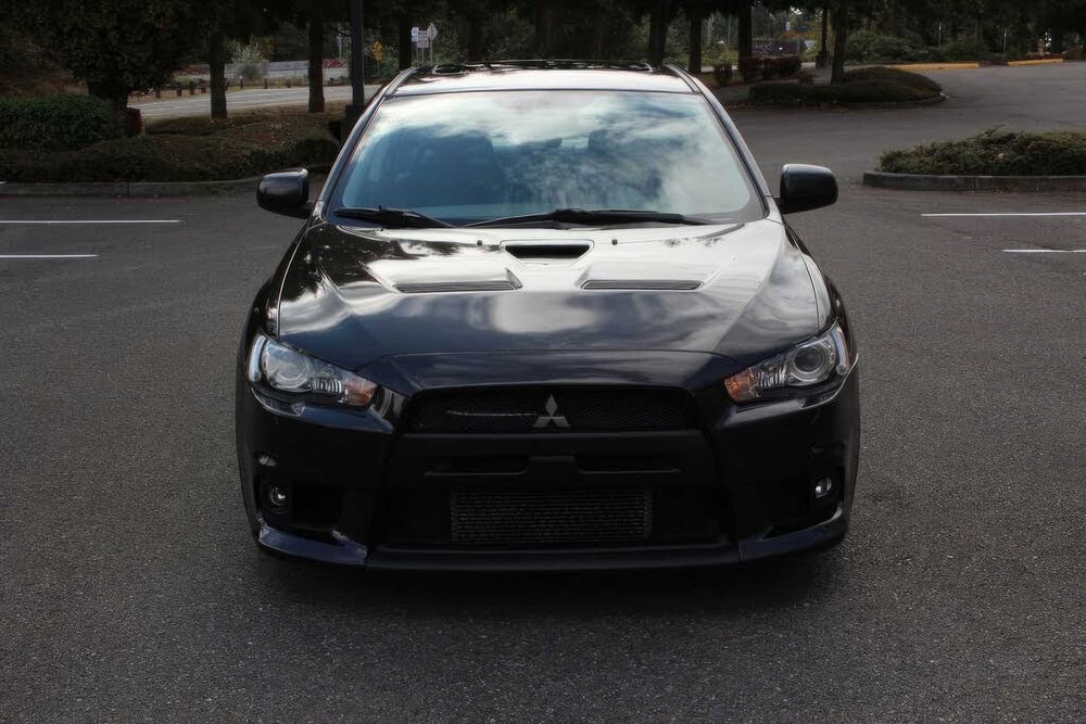 Mitsubishi Lancer Evolution GSR      2014