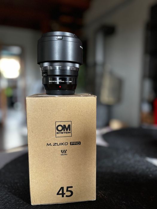Obiektyw OM Zuiko 45 1.2 Pro