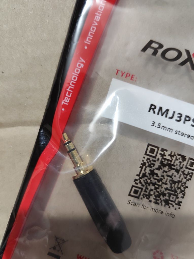 Wtyk typu Jack 3.5mm stereo Roxtone RMJ3PS-BG