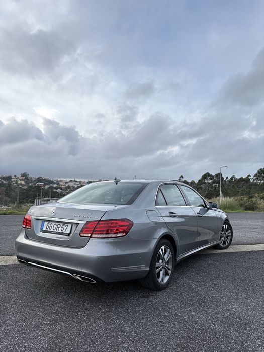 MERCEDES E300H - 214€ Mês - NOVO