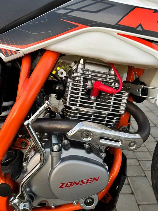 Продаю мотоцикл KAYA 412 XB250 мотард срочно!!!