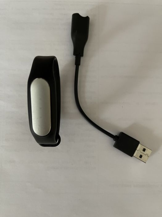 Продам фітнес трекер Xiaomi Mi Band 1