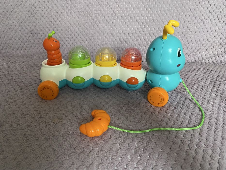 Дитяча музична каталочка "Гусениця"