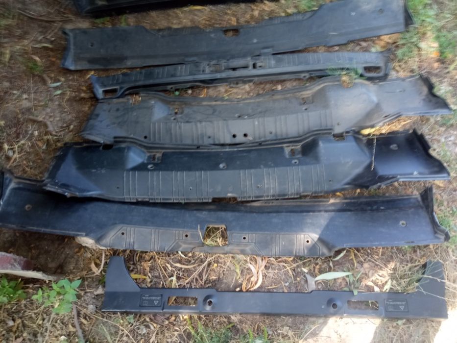 Поріг багажника F10 Е36 Е46 Е39 Е87 поріжок пластик замка