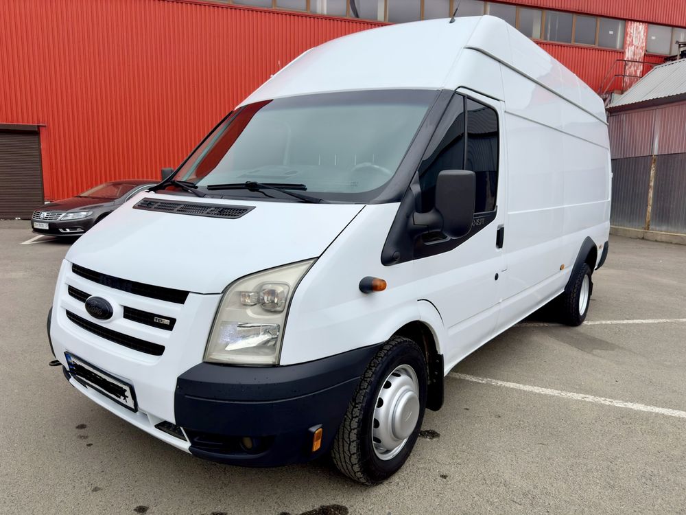 Ford Transit Спарка.  Бус грузовой Форд Транзит макст на Спарке