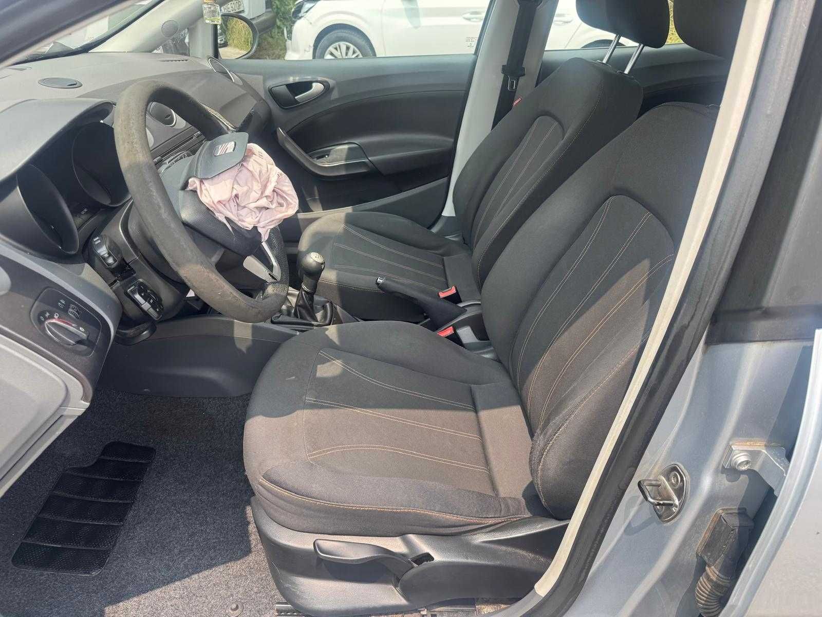 Seat Ibiza 1.2 TDI 75cv de 2011 Salvado