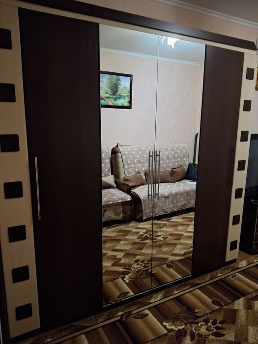 Продам шкаф в спальню.