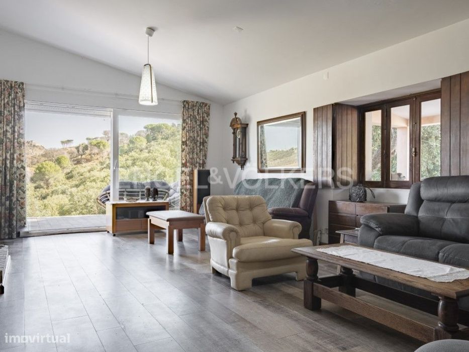 Refúgio na Serra da Arrábida com vistas, mar, montanha e Castelo Pa...